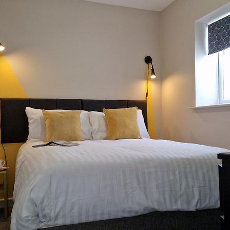 פלימות' Apartment Three - Free Private Car Park - Sleeps 6 - 3 Shower Rooms - By Ocean City Retreats מראה חיצוני תמונה