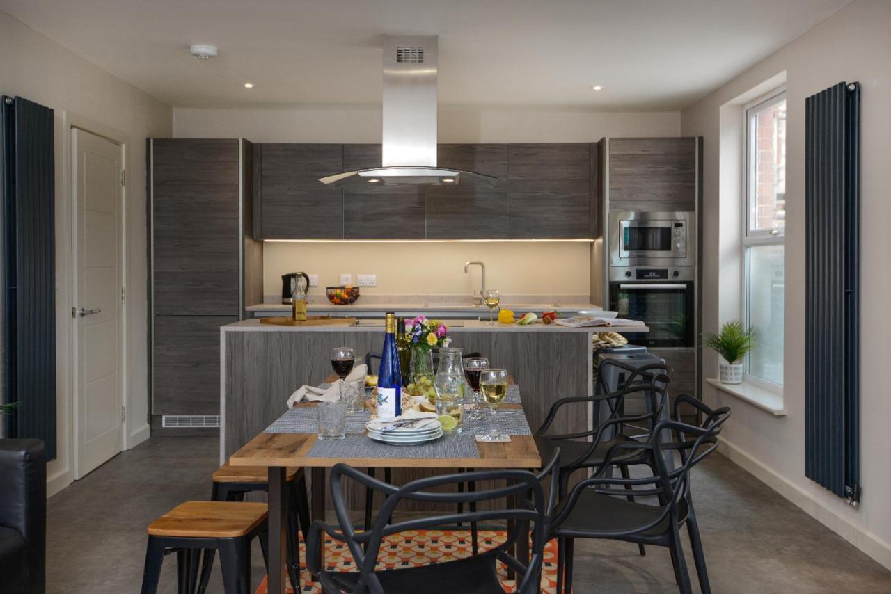 פלימות' Apartment Three - Free Private Car Park - Sleeps 6 - 3 Shower Rooms - By Ocean City Retreats מראה חיצוני תמונה